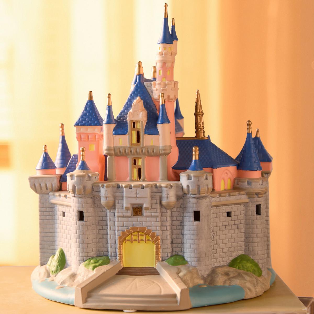 D23 Light-up Sleeping Beauty Castle