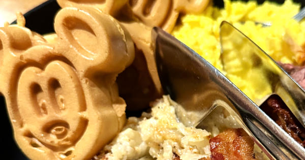 Disney Launches New US-Only 50% Off Dining Plan Offer For Children
