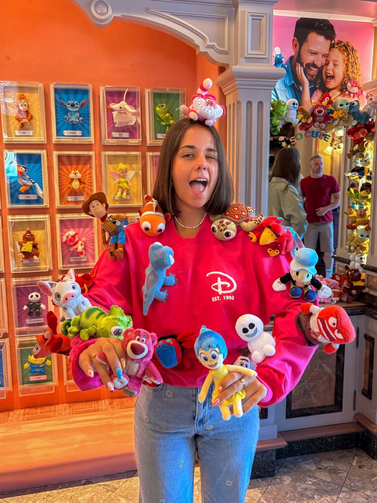 The selection of shoulder plushes - not recommended to wear them all at once The selection of shoulder plushes - not recommended to wear them all at once
