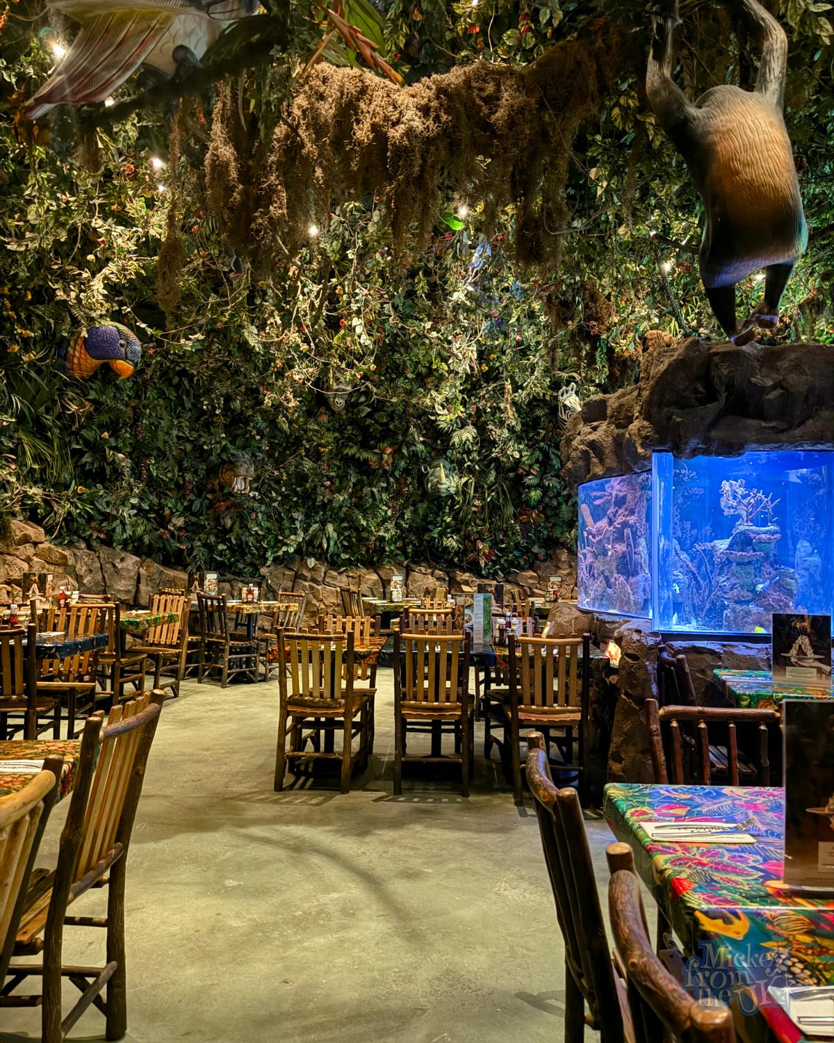 Inside Rainforest Cafe, Disneyland Paris