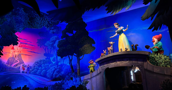 Snow White Ride Reopens At Disneyland Paris After Refurb