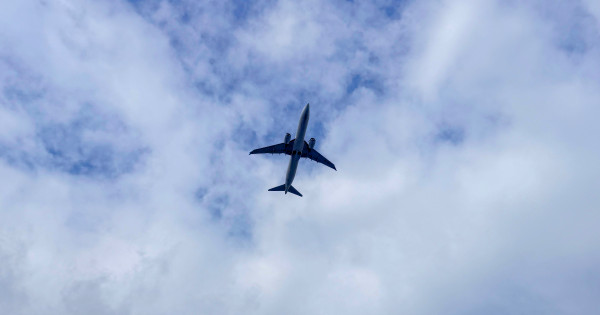 Government Plans To Scrap Family Seat Fees On UK Flights