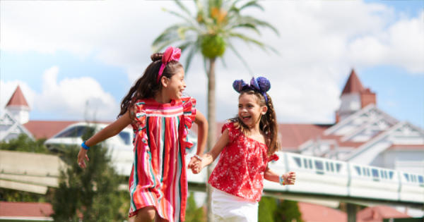 Disney Holidays Launches New Offer For Select 2025 Stays
