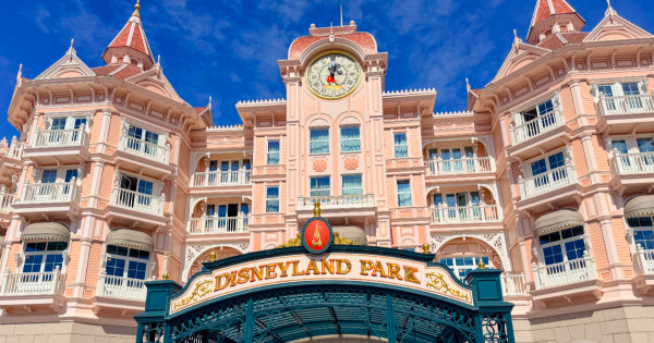 Disneyland Paris Dynamic Pricing Explained: How It Works