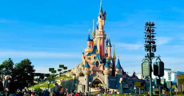 Disneyland Paris Booking Guide: Best & Cheapest Packages