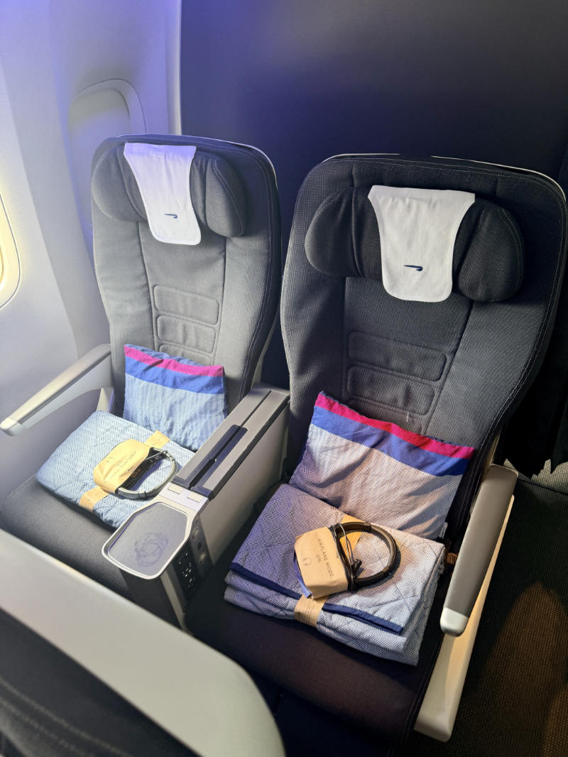 Back corner seats in British Airways World Traveller Plus