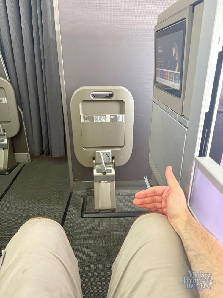 British Airways Club World business class legroom on the 777-200 Gatwick to Orlando